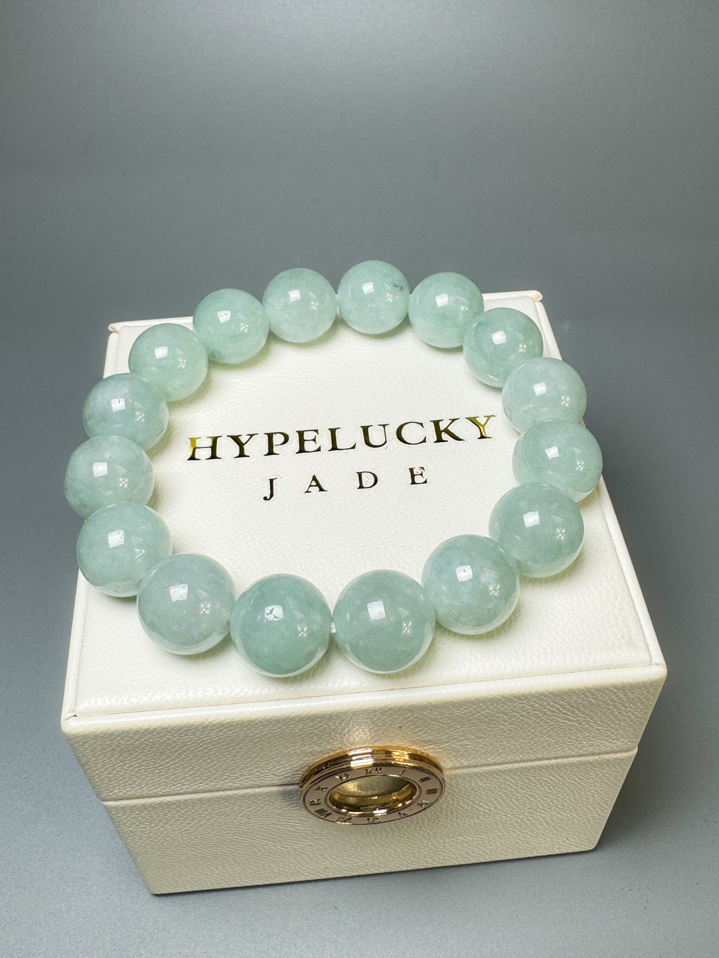 Jadeite Jade 12.5mm Round Icy Green Beads Bracelet ( 12.5mm )