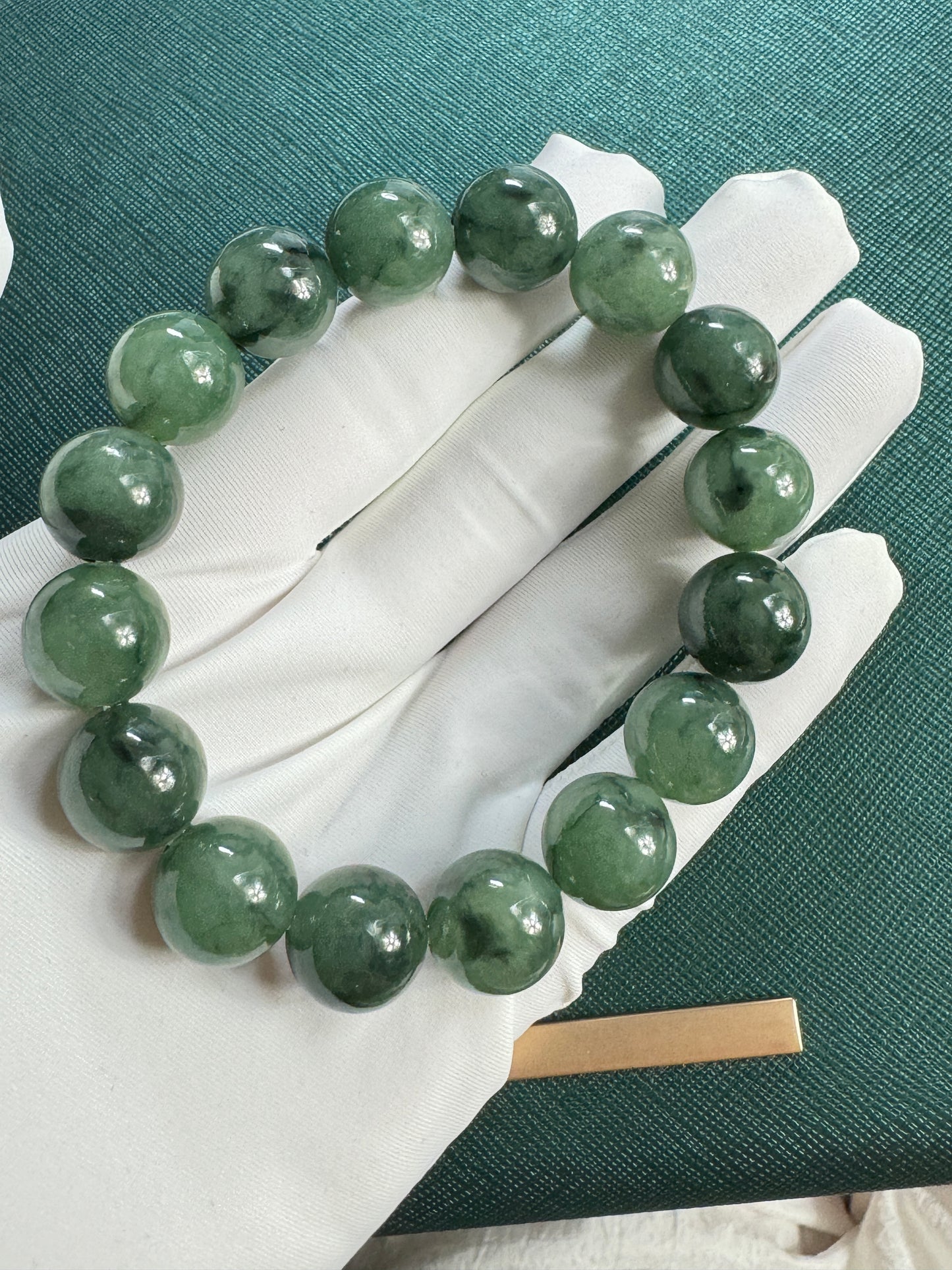 Jadeite Jade 13mm Icy Round Green Flower Beads Bracelet ( 13mm )