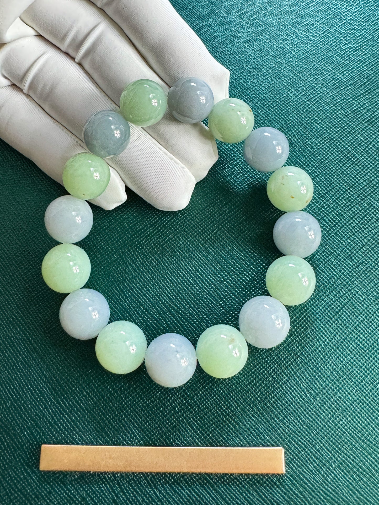 Jadeite Jade 13mm Round Green and Lavender Beads Bracelet ( 13mm )