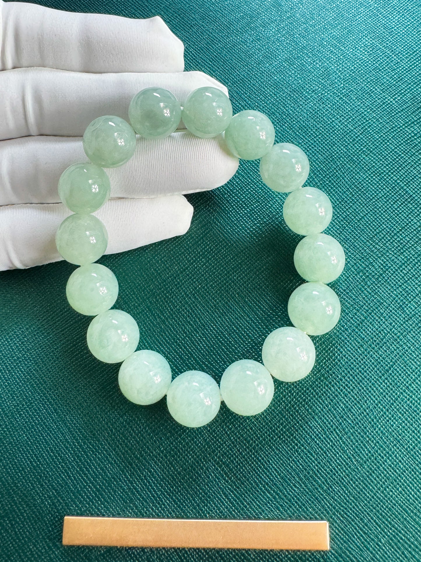 Jadeite Jade 12.5mm Round Icy Green Beads Bracelet ( 12.5mm )
