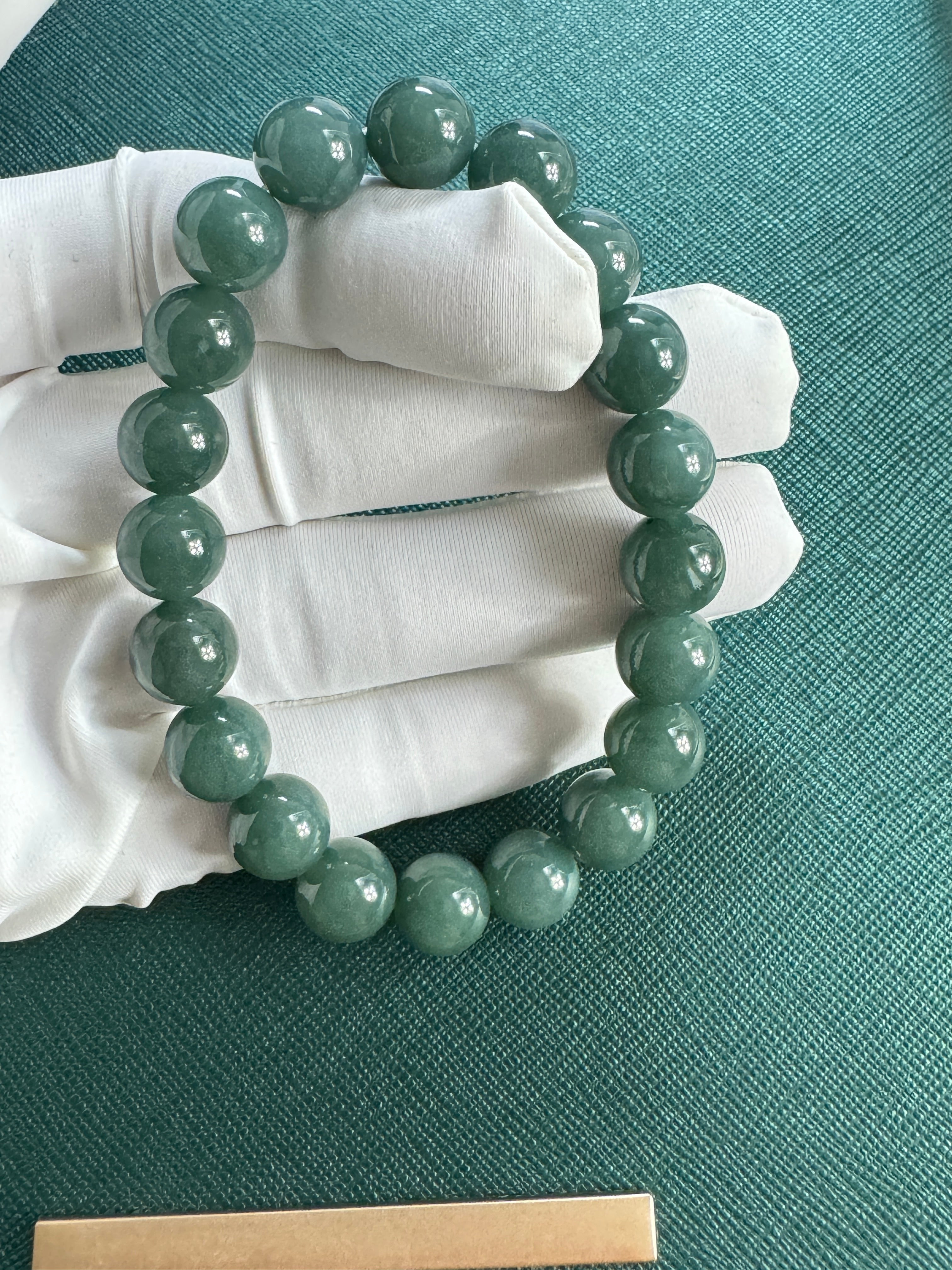 Guatemala Jadeite Jade 10mm Icy Round Green Flower Beads Bracelet ( 10mm )